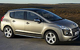 Peugeot 3008. Modelo 2009. Imagen. Exterior. Lateral frontal. Coche parado. Carretera.