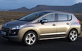 Peugeot 3008. Modelo 2009. Imagen. Exterior. Lateral. Coche parado. Carretera.