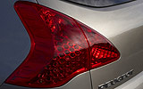 Peugeot 3008. Modelo 2009. Imagen. Exterior. Detalle piloto izquierdo.