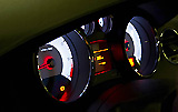 Peugeot 308 CC. Modelo 2009. Imagen. Interior. Detalle panel de instrumentaci�n iluminado.