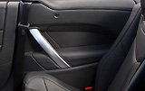 Peugeot 308 CC. Modelo 2009. Imagen. Interior. Detalle puerta.