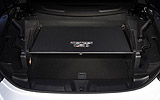 Peugeot 308 CC. Modelo 2009. Imagen. Interior. Maletero con cortinilla que separa de la zona necesaria para recoger el techo del espacio destinado para el equipaje.