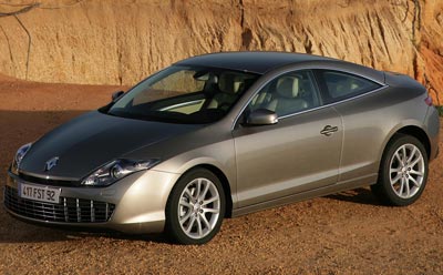 Renault Laguna Coupe. Modelo 2009.