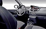 Renault Twingo RS. Modelo 2009. Imagen. Interior. Salpicadero. Volante. 