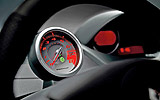 Renault Twingo RS. Modelo 2009. Imagen. Interior. Cuentarrevoluciones detr�s del volante.