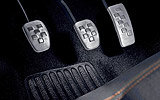 Renault Twingo RS. Modelo 2009. Imagen. Interior. Pedales de aluminio.