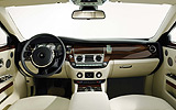 Rolls-Royce 200EX. Prototipo 2009. Imagen interior. Salpicadero. Volante. Consola central. Equipo de audio. Asientos.