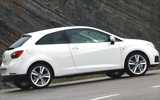 Seat Ibiza. Modelo 2008. Imagen. Carrocer�a SportCoup�. Tres puertas. Lateral. Est�tico. Blanco Candy.