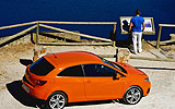 Seat Ibiza. Modelo 2008. Imagen. Carrocer�a SportCoup�. Tres puertas. Cenital. Est�tico. Llantas aleaci�n. 17 pulgadas. Naranja Lumina