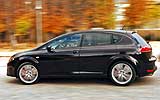 SEAT Le�n Cupra. Modelo 2008. Imagen exterior. Lateral. Movimiento Carretera. Negro.