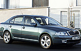 Skoda Octavia. Modelo 2009. Imagen. Berlina. Lateral frontal. Est�tica.