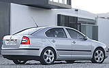 Skoda Octavia. Modelo 2009. Imagen. Berlina. Lateral posterior. Est�tica.