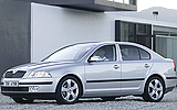 Skoda Octavia. Modelo 2009. Imagen. Berlina. Lateral frontal. Est�tica.