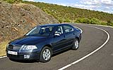 Skoda Octavia. Modelo 2009. Imagen. Berlina. Frontal lateral. Est�tica. Carretera. Prueba.