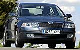 Skoda Octavia. Modelo 2009. Imagen. Berlina. Frontal. Est�tica. Prueba.