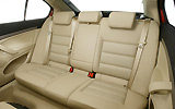 Skoda Octavia. Modelo 2009. Imagen. Interior. Berlina. 5 puertas. Asientos posteriores. Piel. Reposacabezas.