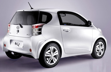 Toyota iQ. Modelo 2009
