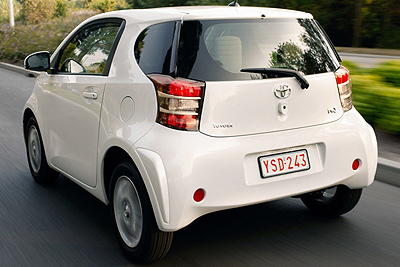 Toyota iQ. Modelo 2009