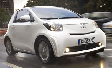 Toyota iQ. Modelo 2009