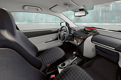 Toyota iQ. Modelo 2009