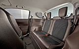 Toyota iQ. Modelo 2009. Imagen. Interior. Asientos traseros.