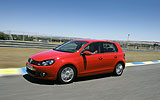 Volkswagen Golf 5p Sport 1.4 TSI 122 CV DSG 7 vel. Modelo 2009. Prueba de larga duraci�n. Imagen. Exterior. Frontal lateral. Coche en movimiento. Circuito del Jarama.