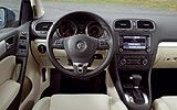 Volkswagen Golf. Modelo 2009. Imagen. Interior. Salpicadero. Volante. Navegador. Cambio autom�tico DSG.