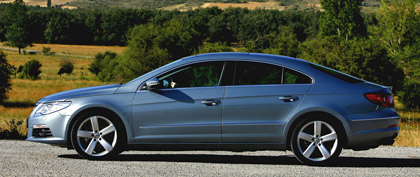 Vokwagen Passat CC 1.8 TSI 160 CV. Gris niebla efecto perla. Llanta Daytona 18 pulgadas.