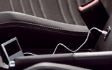Volkswagen Scirocco. Modelo 2008. Imagen interior. Conexi�n para fuentes de sonido externas.