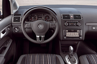 Volkswagen CrossTouran. Modelo 2011.