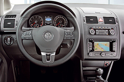 Volkswagen Touran. Modelo 2010.