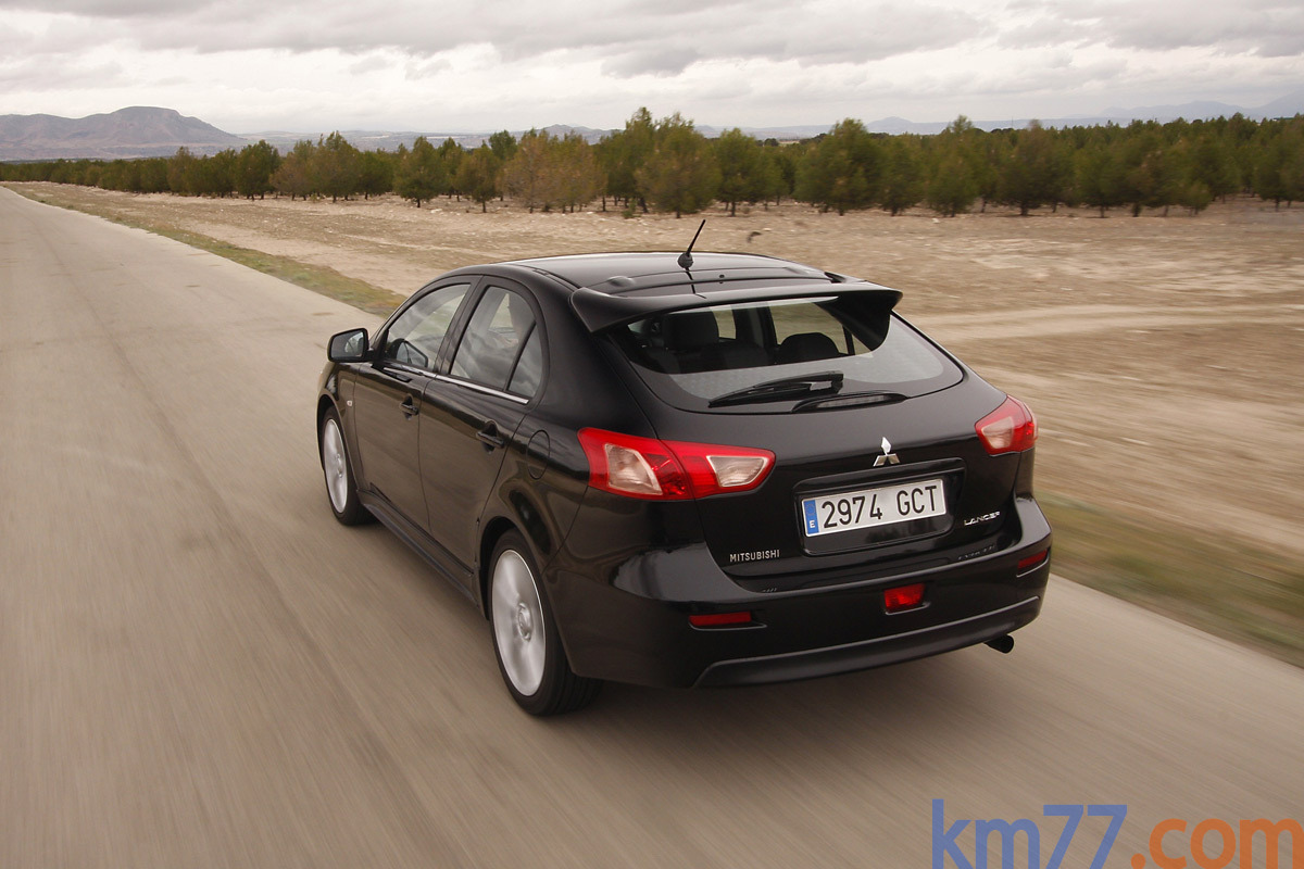 Lancer Sportback 1.5 MIVEC vs Cruze 1.6 LS Forocoches