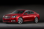 Chevrolet Malibu Gama Malibu (Versi&oacute;n para EE.UU.) Gama Malibu (Versi&oacute;n para EE.UU.) Turismo Exterior Lateral-Frontal 4 puertas