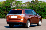 Mitsubishi Outlander Gama Outlander Gama Outlander Todo terreno Exterior Posterior-Lateral 5 puertas