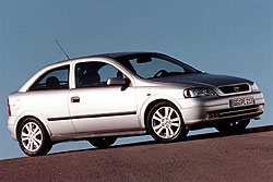 Opel Astra 2.2 16V