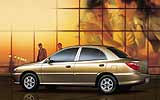 Kia Rio sed&aacute;n 4p