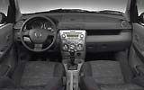 Salpicadero del Mazda2