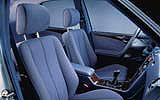 Asientos delanteros del Mercedes E 220 CDi
