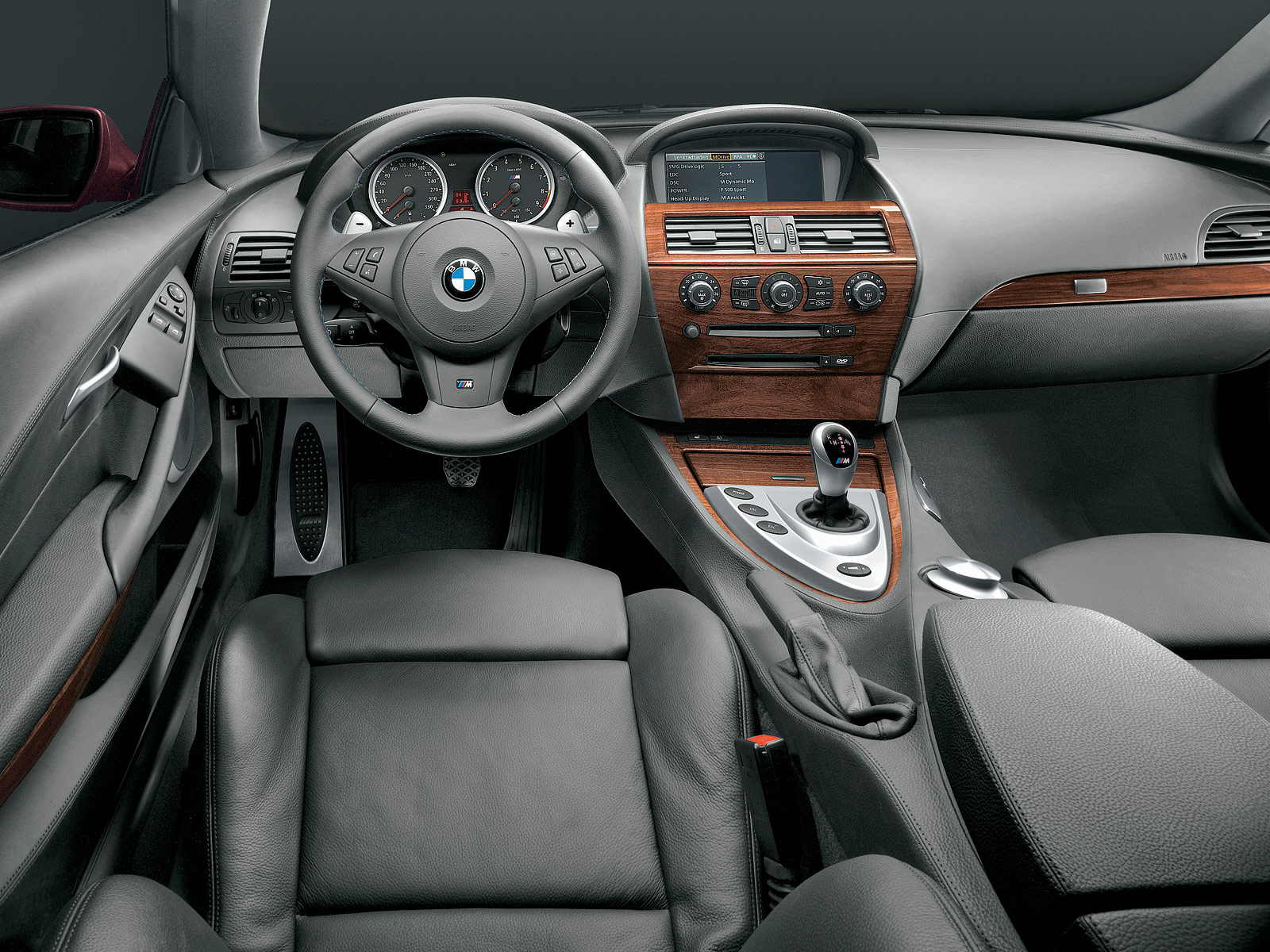 BMW M6 Coup� Aut. Modelo 2008. Imagen grande. Interior. Asientos deportivos de cuero. Climatizador. Elevalunas el�ctricos. Ordenador de abordo.