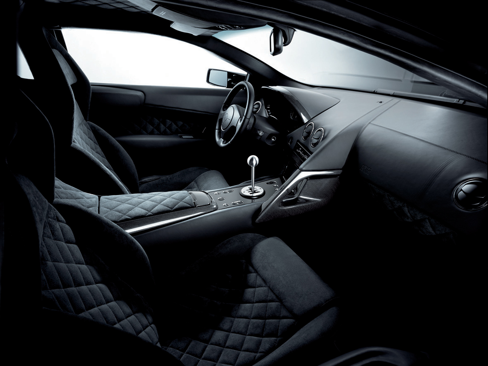 Lamborghini Murci�lago LP640 Coup�. Modelo 2008. Imagen grande. Interior. Volante. Asientos. Palanca de cambios autom�tica.