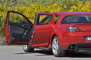 Mazda RX-8 (2003)