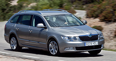 Škoda Superb Combi (2010)