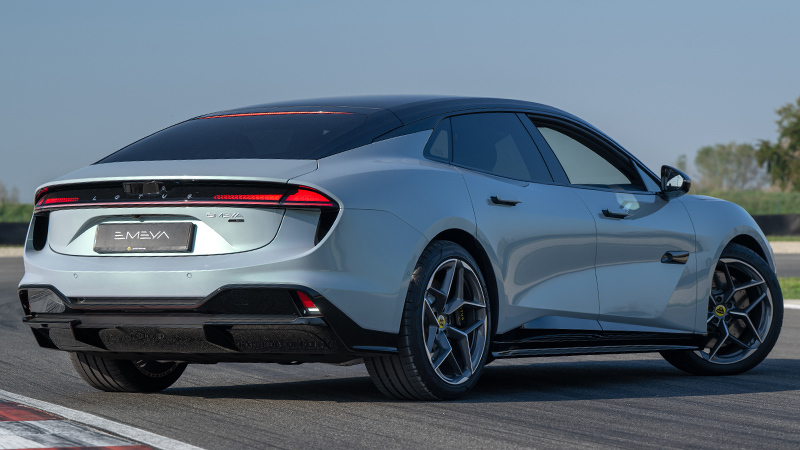 Foto de - lotus emeya 2025