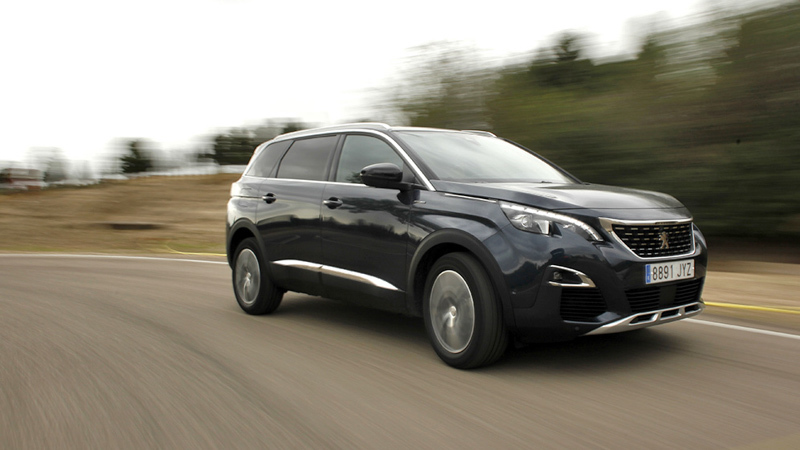 Foto de - peugeot 5008 2017