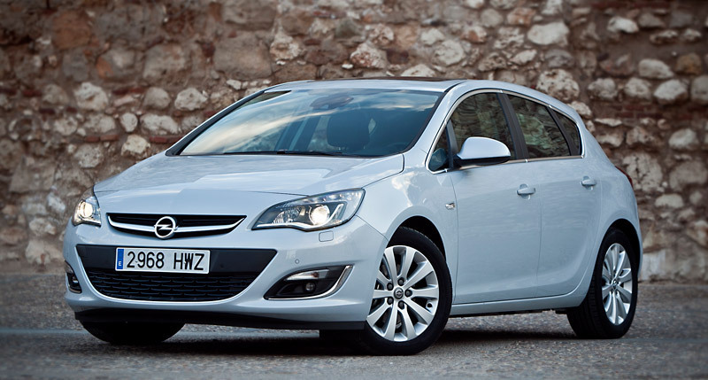 Foto de - opel astra 2012