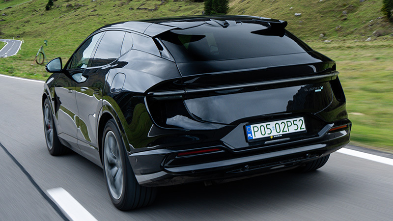 Foto de - lotus eletre-x 2027