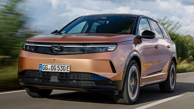 Opel Grandland (2025) - La segunda generación de este SUV es más grande y tiene una gama de motores más amplia y variada