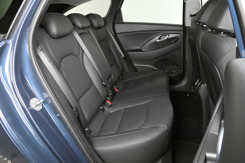 Hyundai I30 Cw 17 Impresiones Del Interior Km77 Com