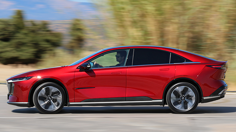 Foto de - mazda 6e 2025