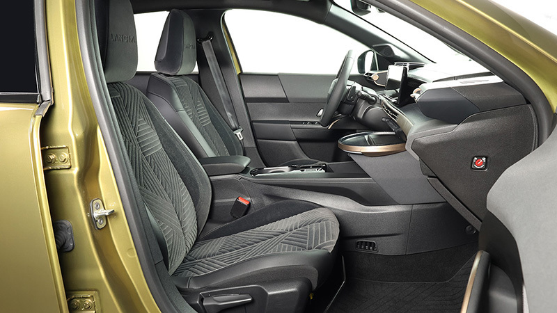 Foto de - lancia ypsilon 2024